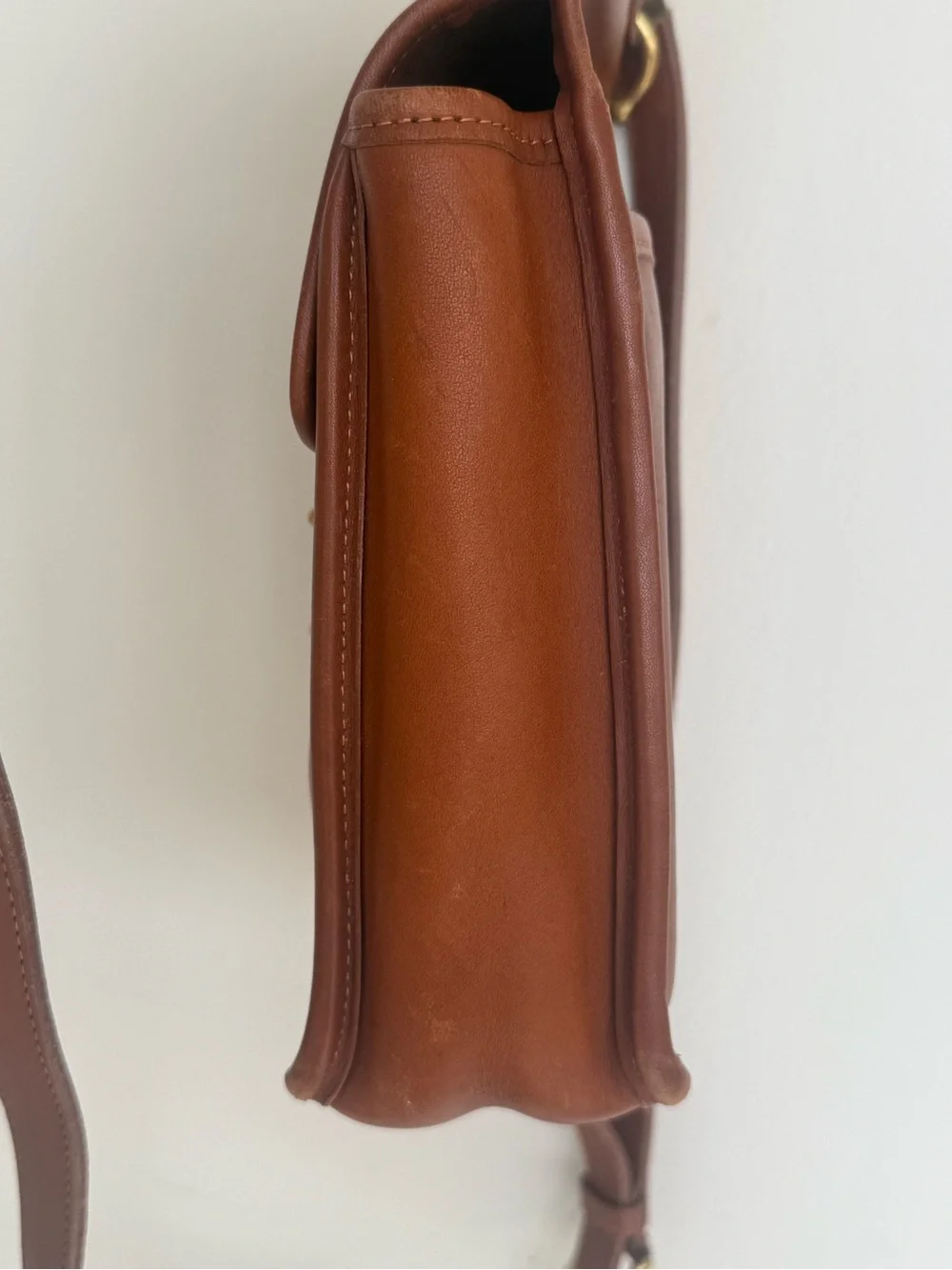 Vintage Coach Murphy Bag Style 323 British Tan Leather Crossbody